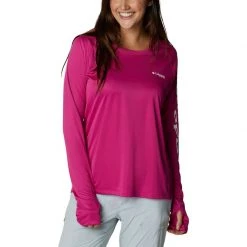 COLUMBIA Women's PFG Tidal™ Hooded Shirt 24 COLUMBIA Women's PFG Tidal™ Hooded Shirt -Women’s Clothing, Shoes & Accessories Official Shop P016836454 WILD FUCHSIA WHITE LOGO 1500.30072021020005