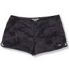 PELAGIC Women's Moana Fish Camo Hybrid Shorts